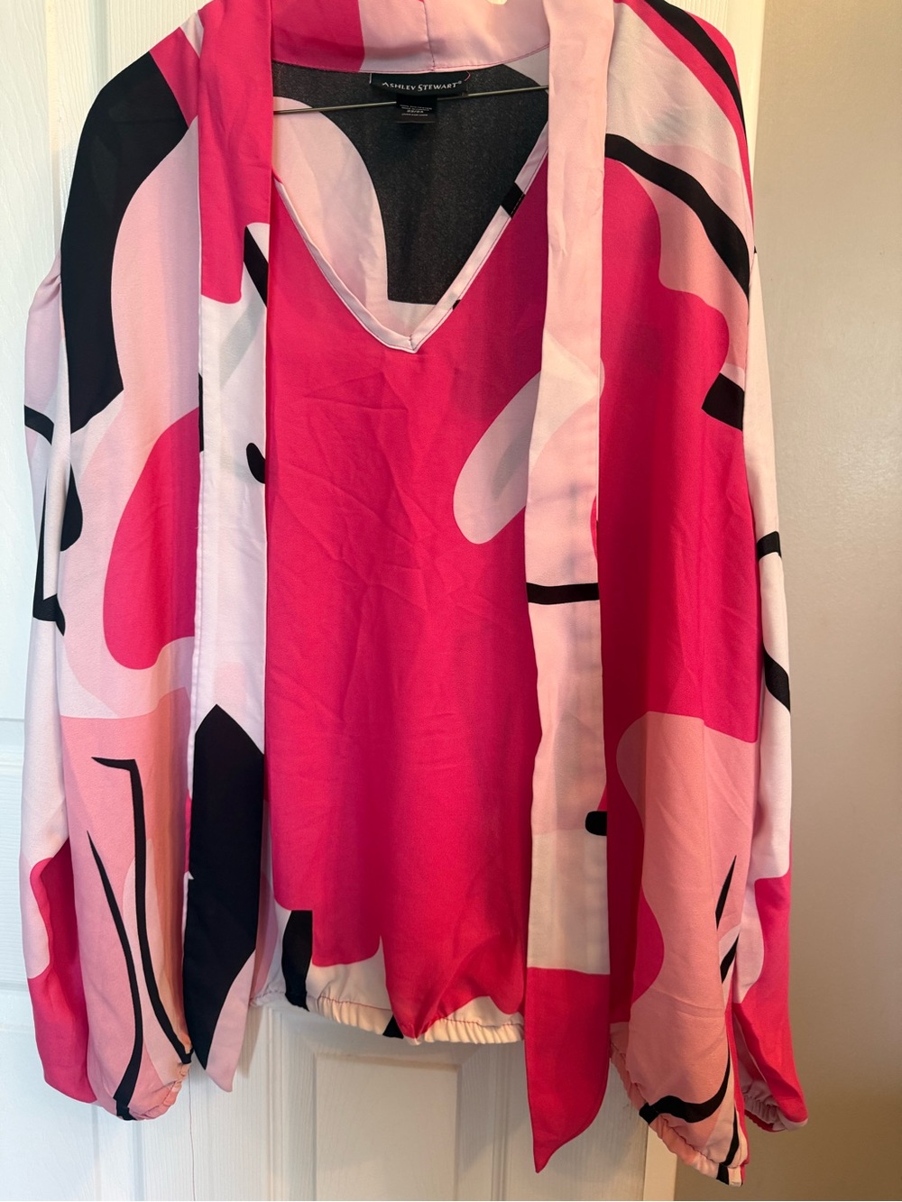 Ashley Stewart Hot Pink & Light Pink Abstract V-Neck Blouse